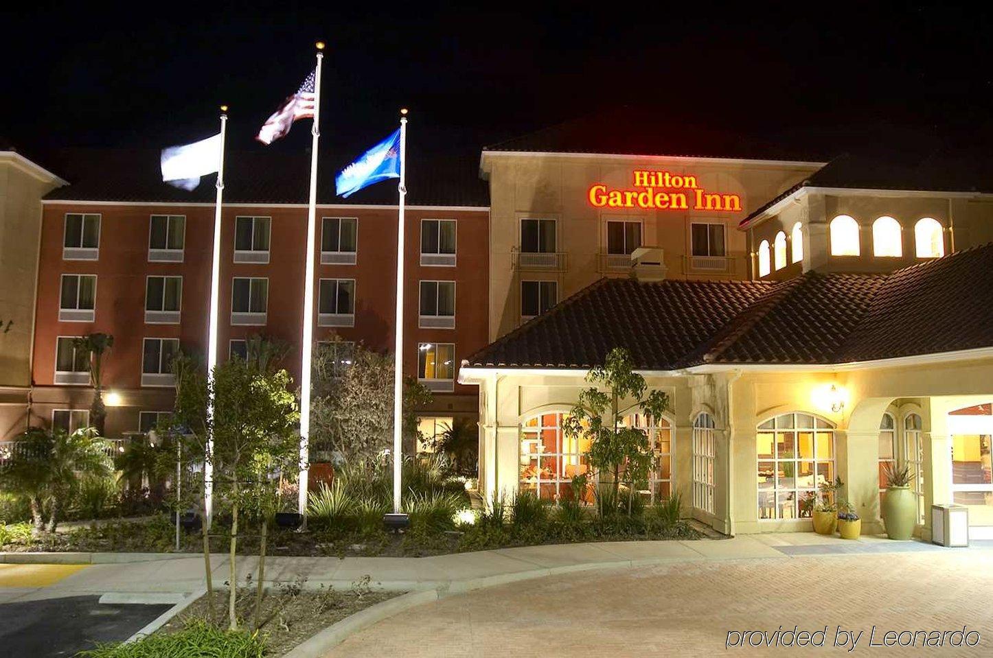 Hilton Garden Inn Fontana Exterior foto