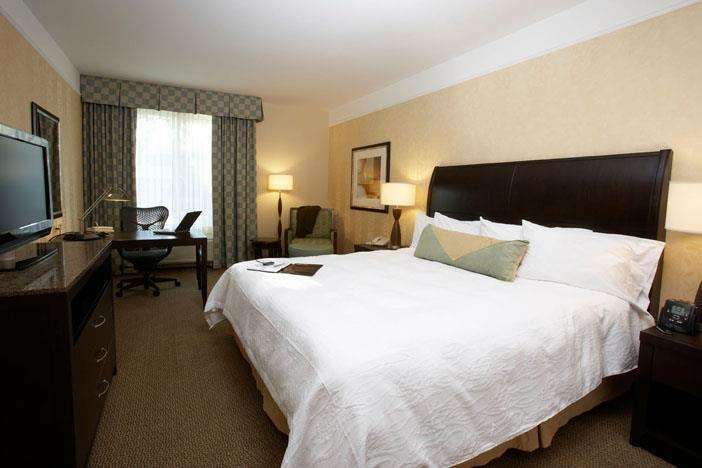 Hilton Garden Inn Fontana Habitación foto